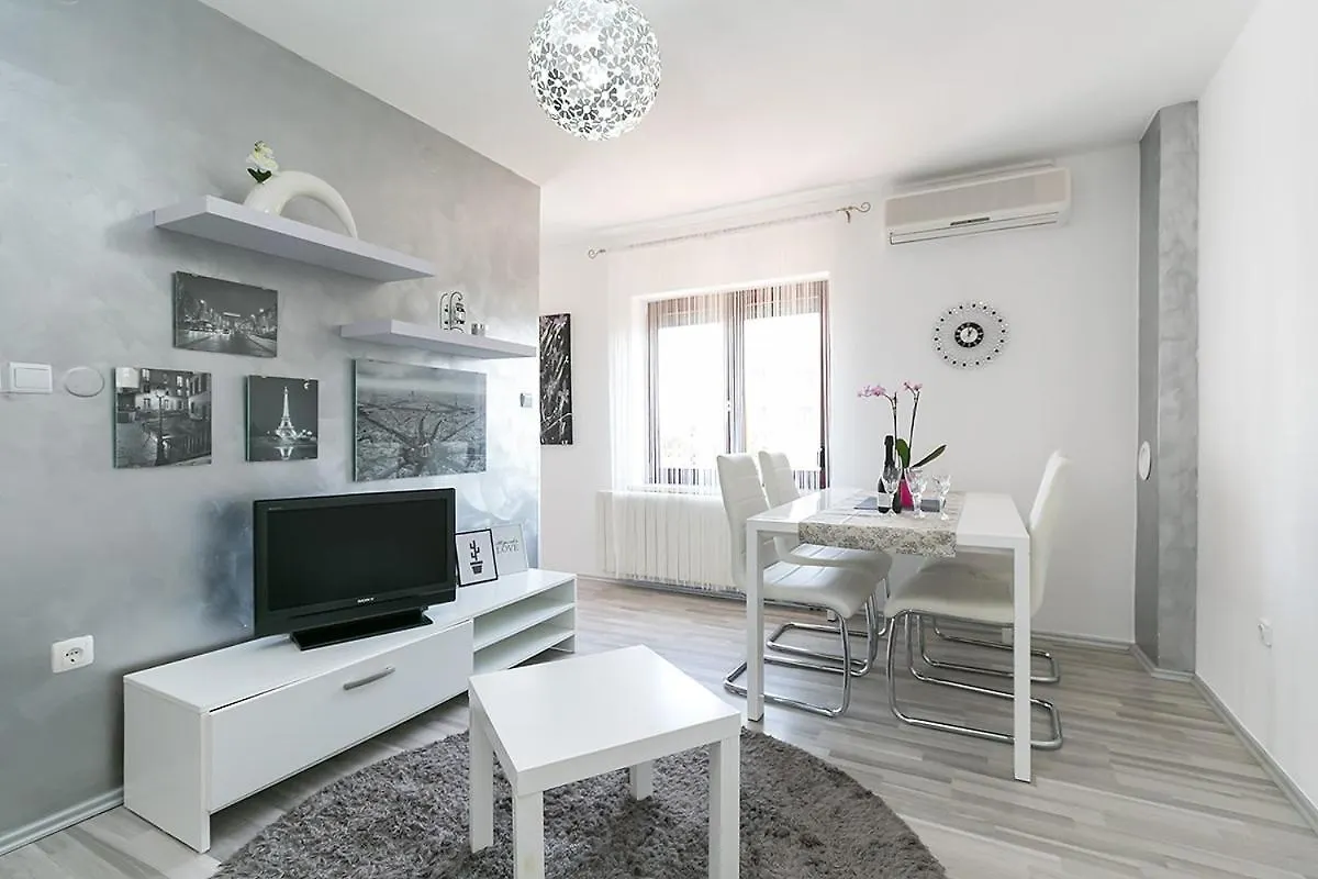 Maria Leni Vrsar Apartamento